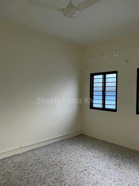 3 Bed Terraced House (Landed) for Rent in  Jalan Sempadan - Image 4