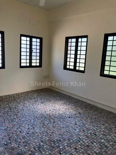 3 Bed Terraced House (Landed) for Rent in  Jalan Sempadan - Image 2