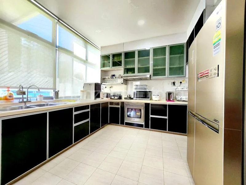 9 Bed Bungalow (Landed) for Sale in  Jalan Ulu Siglap - Image 3