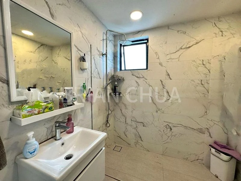 3 Bed Condo for Sale in  Hilltop Grove - Image 4