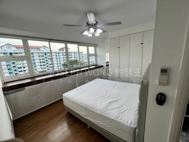 3 Bed Executive Condo for Rent in  The Esparis - Image 2