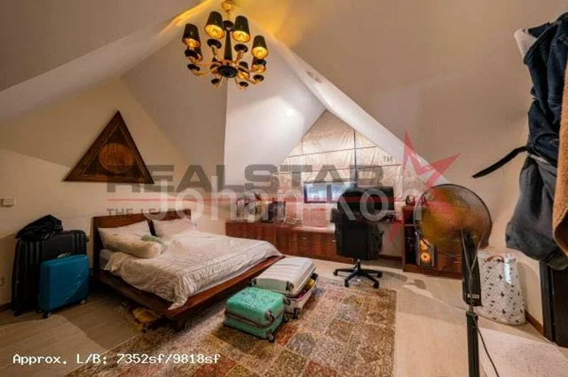 7 Bed Bungalow (Landed) for Sale in  Jalan Sentosa - Image 6