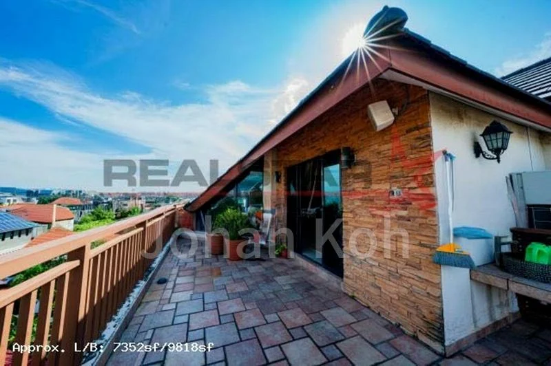 7 Bed Bungalow (Landed) for Sale in  Jalan Sentosa - Image 3