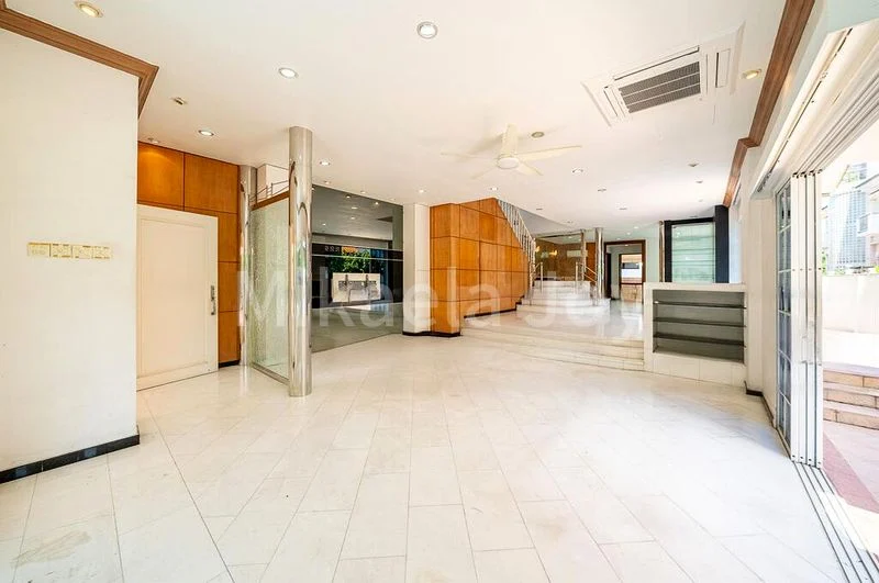 6 Bed Semi-Detached House (Landed) for Rent in  Corona Factory - Image 19