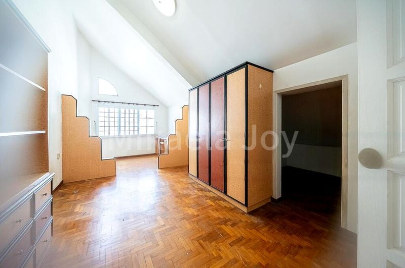 6 Bed Semi-Detached House (Landed) for Rent in  Corona Factory - Image 9