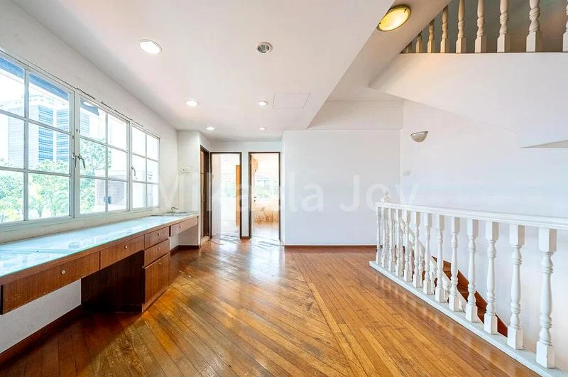 6 Bed Semi-Detached House (Landed) for Rent in  Corona Factory - Image 8