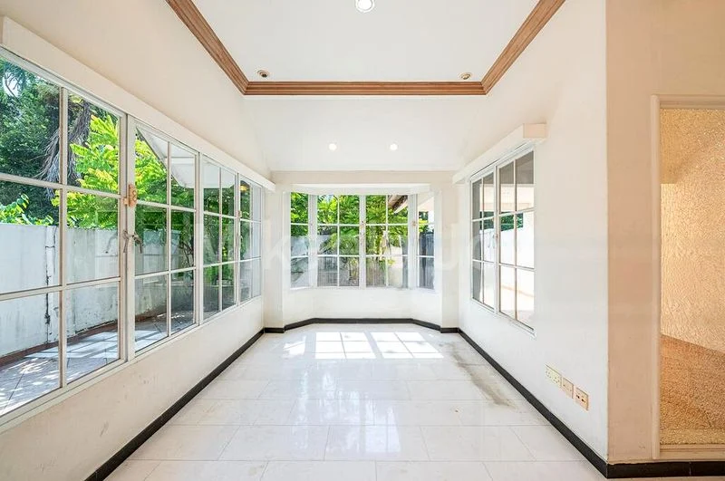 6 Bed Semi-Detached House (Landed) for Rent in  Corona Factory - Image 18