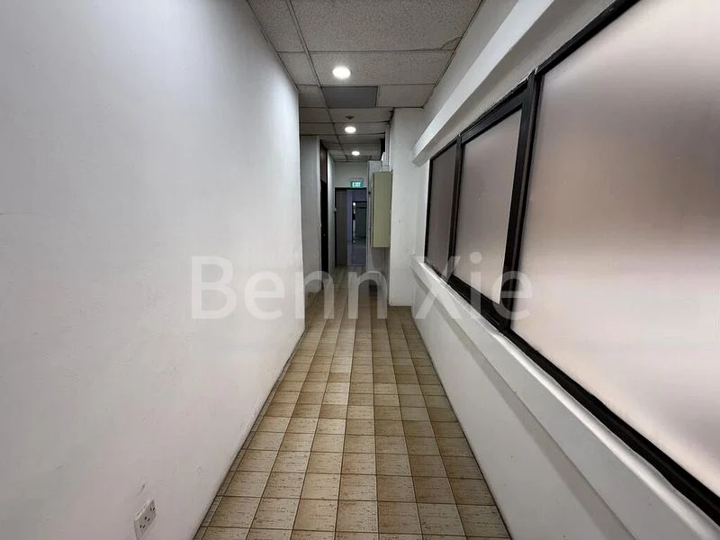 Office for Sale: Far East Finance Building - Image 2