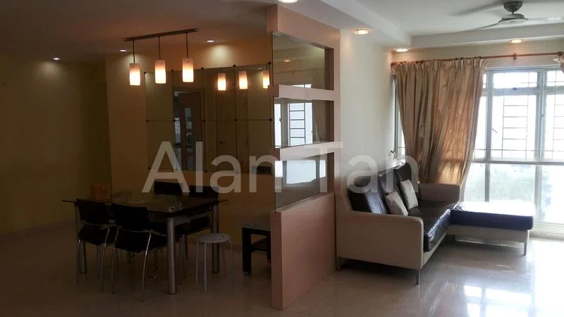 5 Room (5I) HDB for Sale in 176D Edgefield Plains - Image 3
