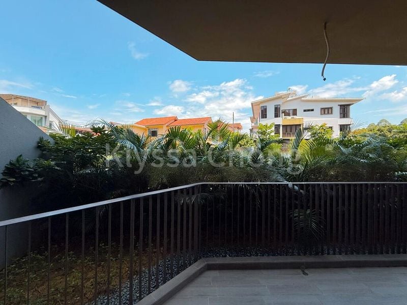 3 Bed Condo for Sale in  The Watergardens At Canberra - Image 4