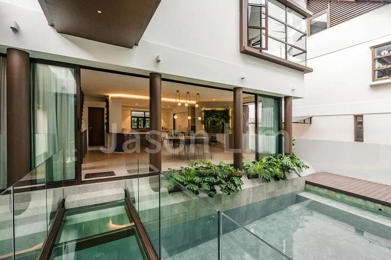 6 Bed Bungalow (Landed) for Rent in  Holland Grove - Image 2