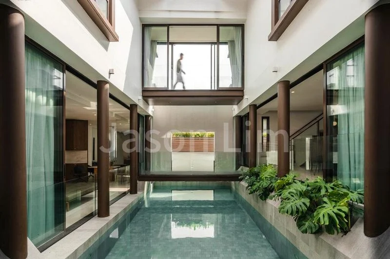 6 Bed Bungalow (Landed) for Rent in  Holland Grove - Image 1