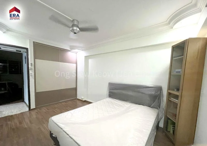 Room (HDB) for Rent in  121 Paya Lebar Way - Image 2