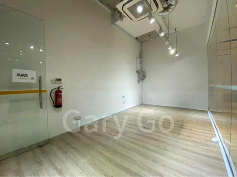 Shop / Shophouse for Rent: Oxley Tower - Image 6