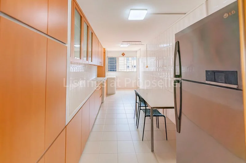 4 Room (4A) HDB for Sale in 225 Pending Road - Image 2