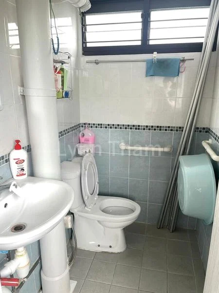 Common Room (HDB) for Rent in  429 Clementi Avenue 3 - Image 11