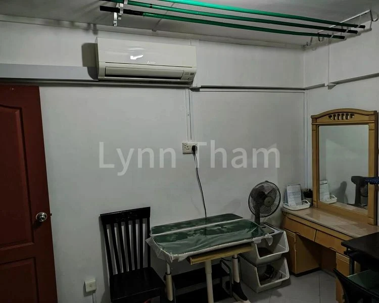 Common Room (HDB) for Rent in  429 Clementi Avenue 3 - Image 7