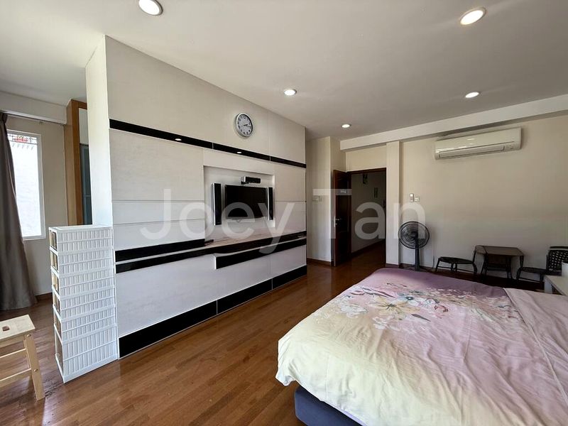 6 Bed Semi-Detached House (Landed) for Sale in Flower Road - Image 10