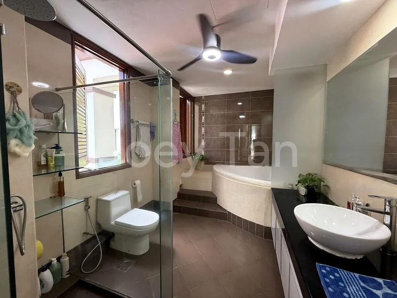 6 Bed Semi-Detached House (Landed) for Sale in Flower Road - Image 8
