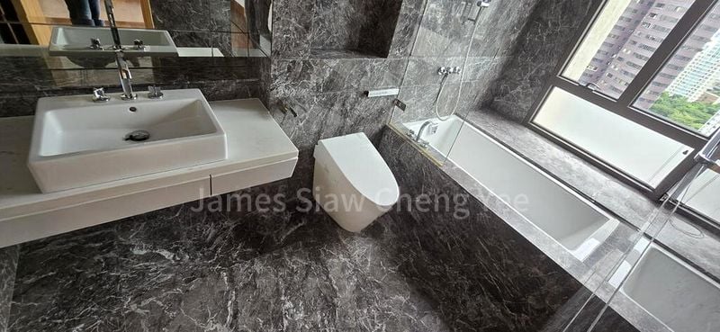 3 Bed Condo for Rent in Parkview Eclat - Image 18