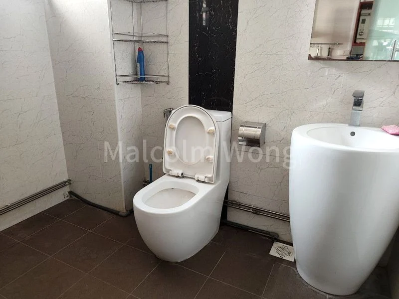 Common Room (HDB) for Rent in  258B Compassvale Road - Image 3