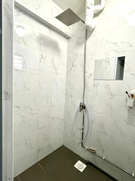 3 Room (3S) HDB for Sale in  302 Ubi Avenue 1 - Image 1