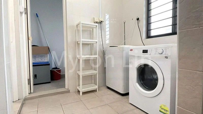 Room (Condo) for Rent in  The Quintet - Image 8