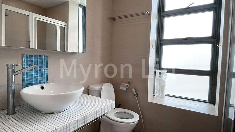 Room (Condo) for Rent in  The Quintet - Image 7