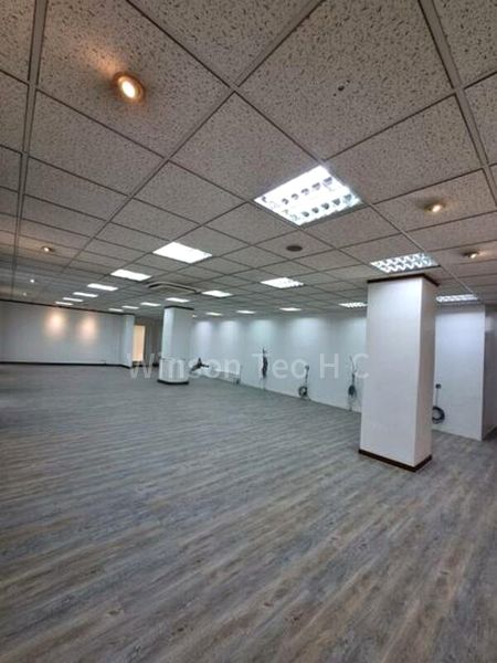Light Industrial (B1) for Rent: Lhk3 Building - Image 3