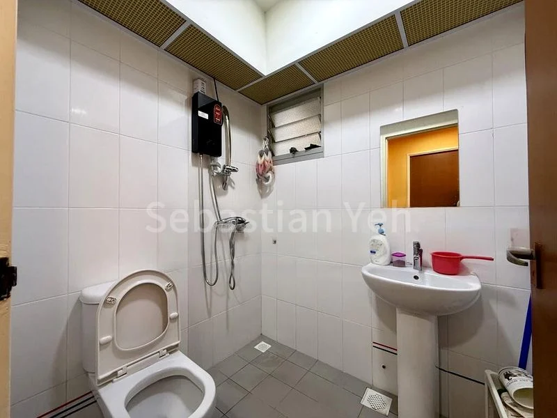 Common Room (HDB) for Rent in  810A Choa Chu Kang Avenue 7 - Image 2