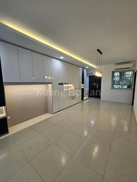 3 Bed Condo for Sale in  Park Green - Image 2