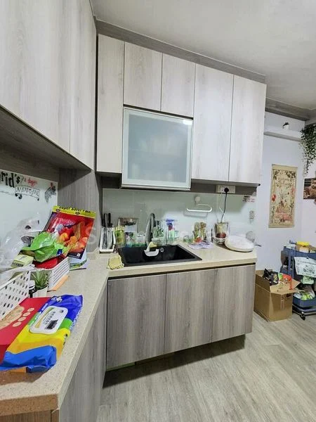 Executive HDB for Sale in  468D Admiralty Drive - Image 11