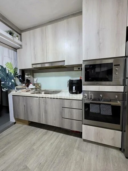 Executive HDB for Sale in  468D Admiralty Drive - Image 10