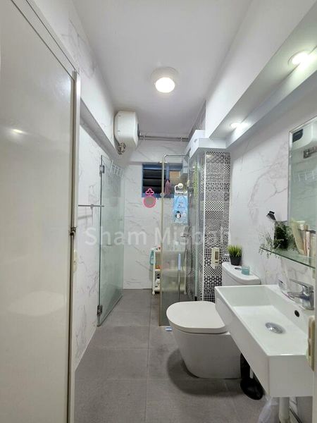 Executive HDB for Sale in  468D Admiralty Drive - Image 12