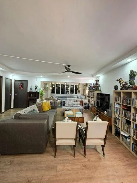 Executive HDB for Sale in  468D Admiralty Drive - Image 5