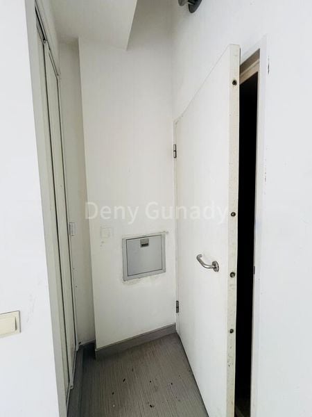 3 Bed Condo for Rent in Viz At Holland - Image 11
