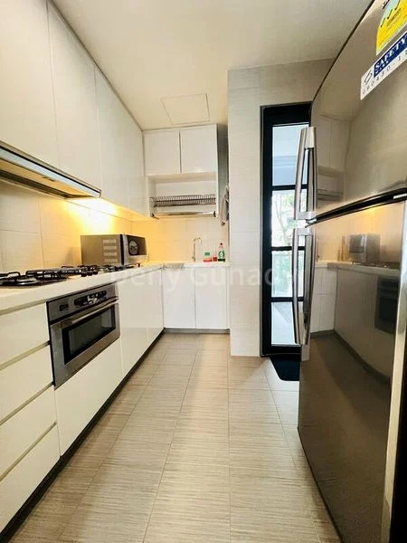 3 Bed Condo for Rent in Viz At Holland - Image 8