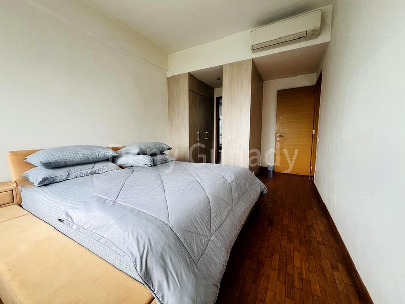 3 Bed Condo for Rent in Viz At Holland - Image 3