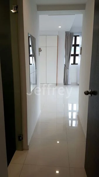 4 Bed Apartment (Condo) for Rent in Parkway View - Image 7