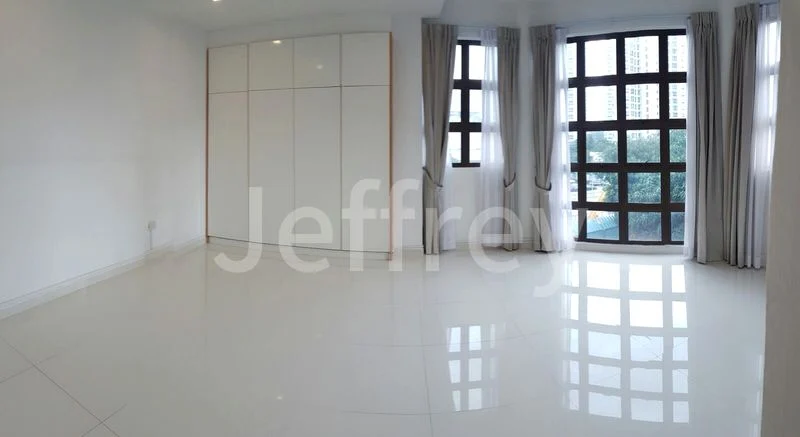 4 Bed Apartment (Condo) for Rent in Parkway View - Image 1