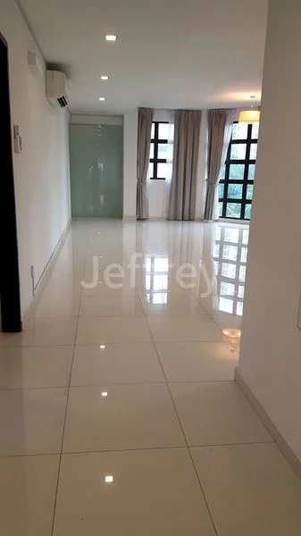 4 Bed Apartment (Condo) for Rent in Parkway View - Image 6