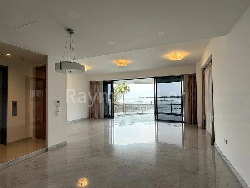 4 Bed Apartment (Condo) for Rent in  Seascape - Image 1