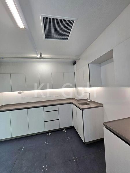 Office for Rent: Hub Synergy Point - Image 12