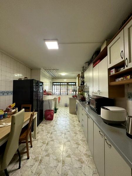 4 Room (4A) HDB for Sale in  641 Yishun Street 61 - Image 5