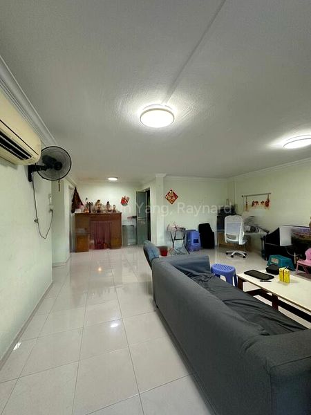 4 Room (4A) HDB for Sale in  641 Yishun Street 61 - Image 3