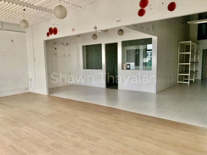 Light Industrial (B1) for Rent: Wintech Centre - Image 4