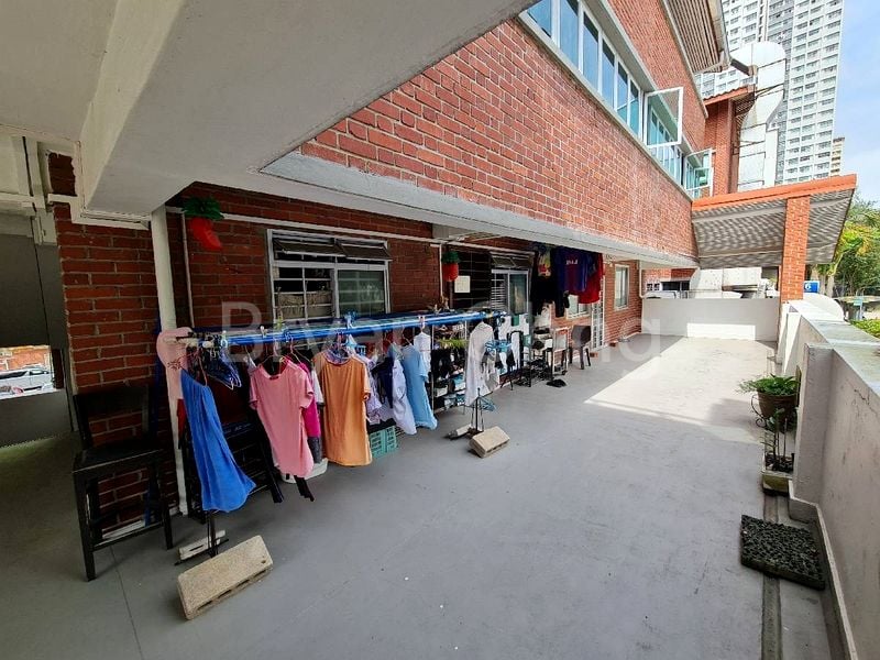 Shop / Shophouse for Sale: 45 Holland Drive - Image 4