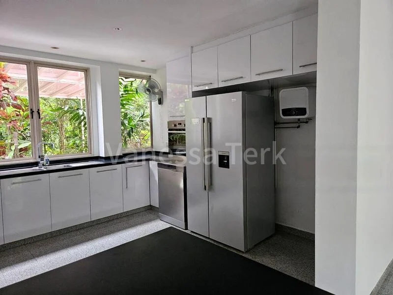 6 Bed Bungalow (Landed) for Rent in  Clementi Park - Image 13