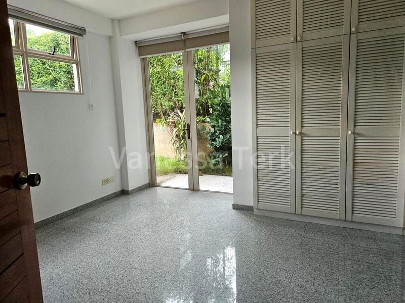 6 Bed Bungalow (Landed) for Rent in  Clementi Park - Image 14