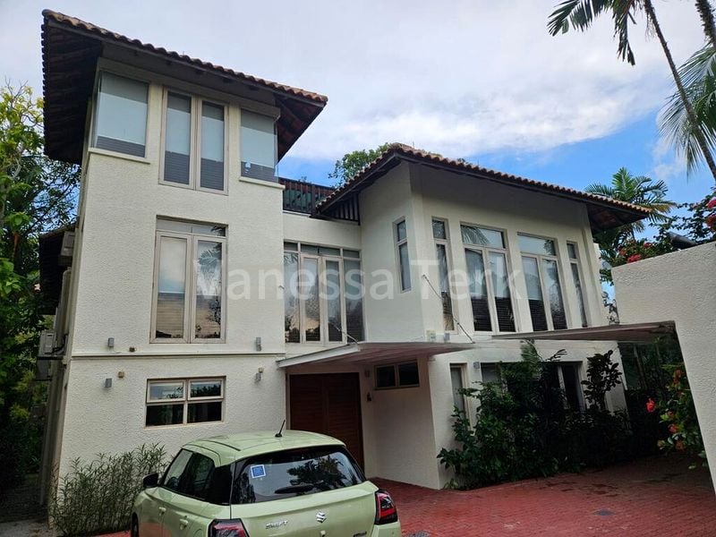 6 Bed Bungalow (Landed) for Rent in  Clementi Park - Image 1